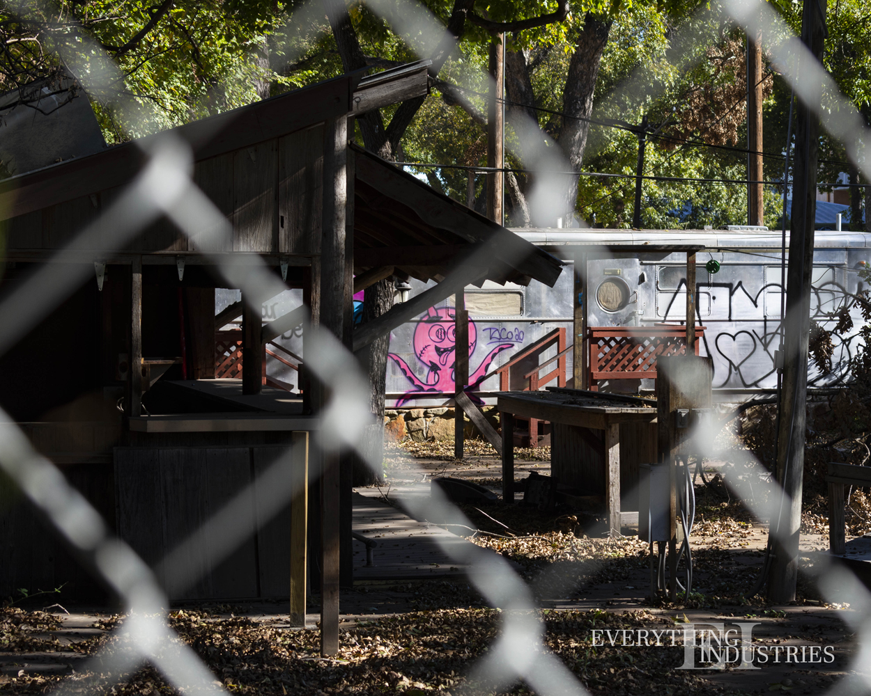 Rock-topus in a cage