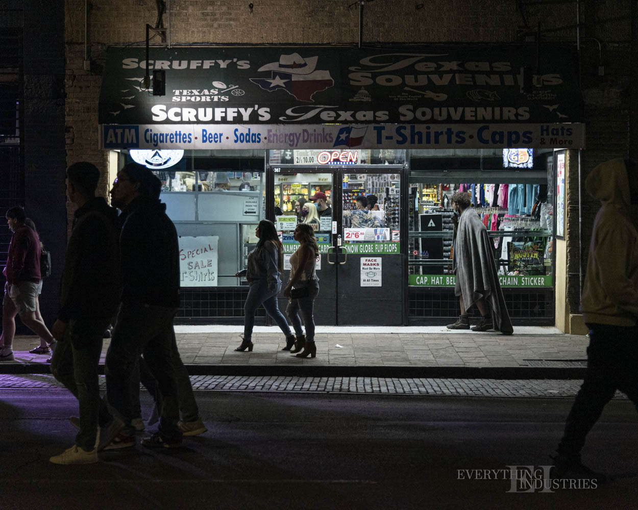 Pandemic 6th Street 44